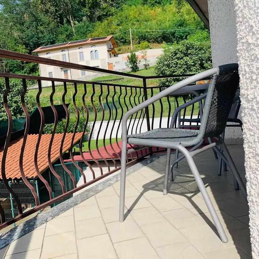 Casavacanze Sottocolle Valmorea Italy